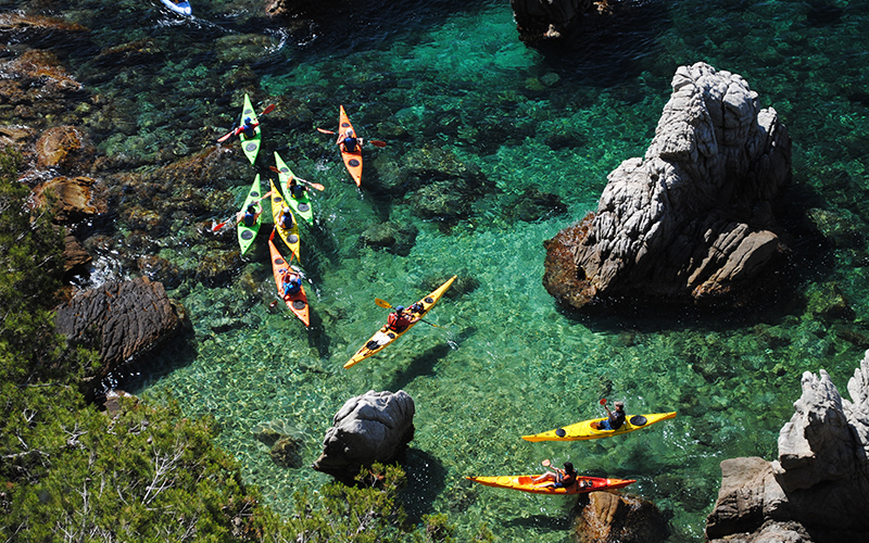 Kanoën is één van de vele watersport opties in Lloret de Mar