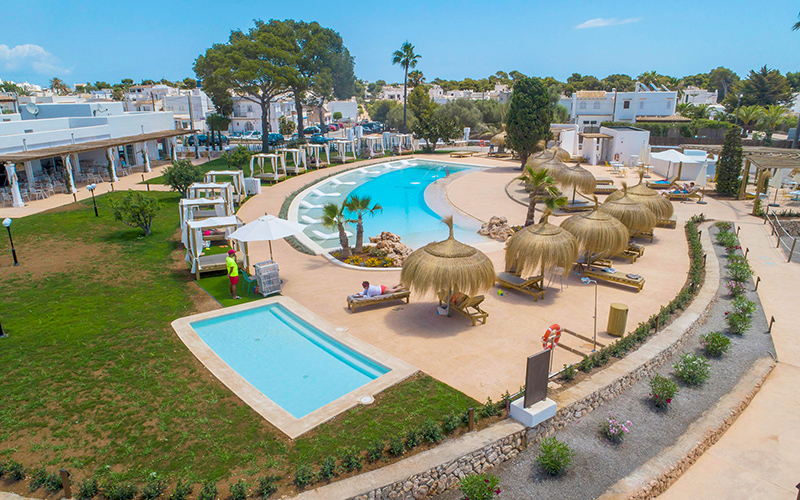 De zwembaden van Hotel Eques Petit Resort op Mallorca