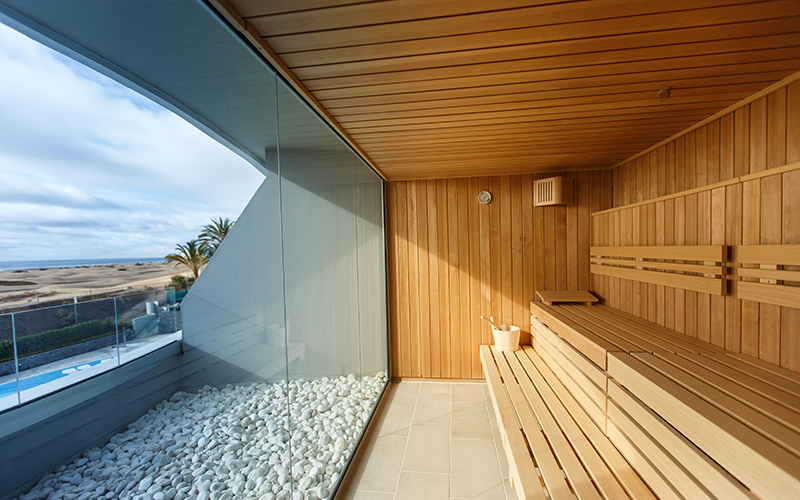 De sauna in Hotel Santa Monica Suites 