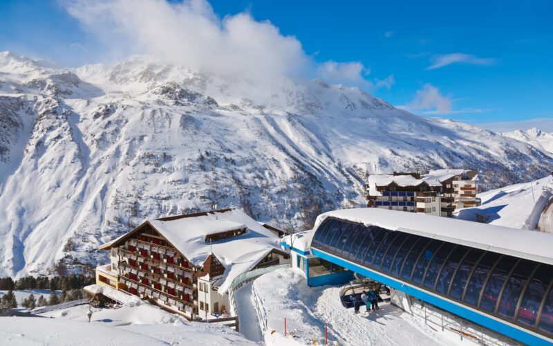 pistes stoeltjeslift sneeuwzeker solden