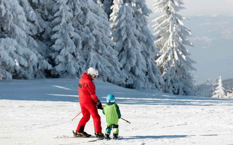 pistes oostenrijk skileraar kind eerste bochten voor het eerst skien