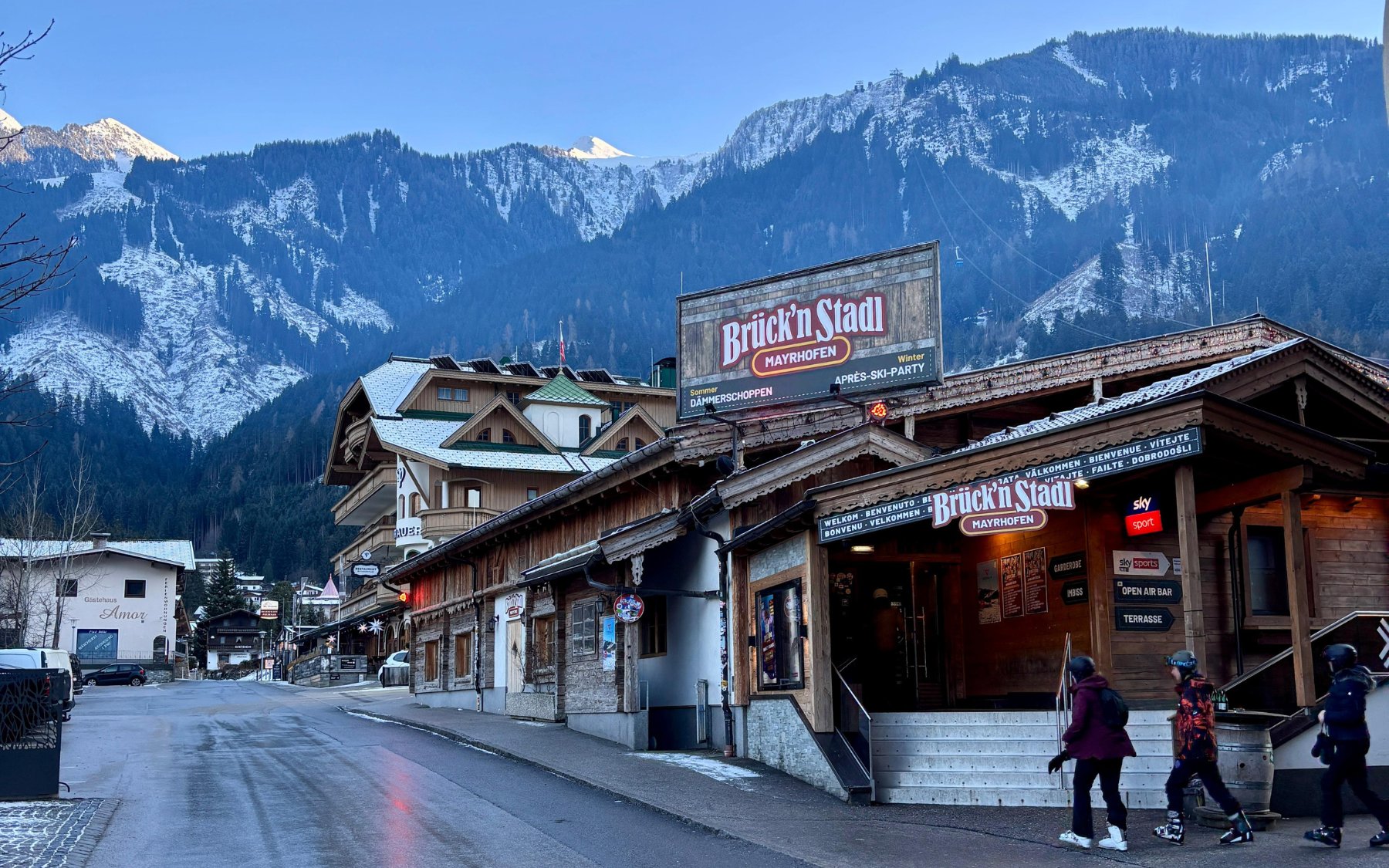 Brück’n Stadl après-ski hotspot Mayrhofen apres ski bar